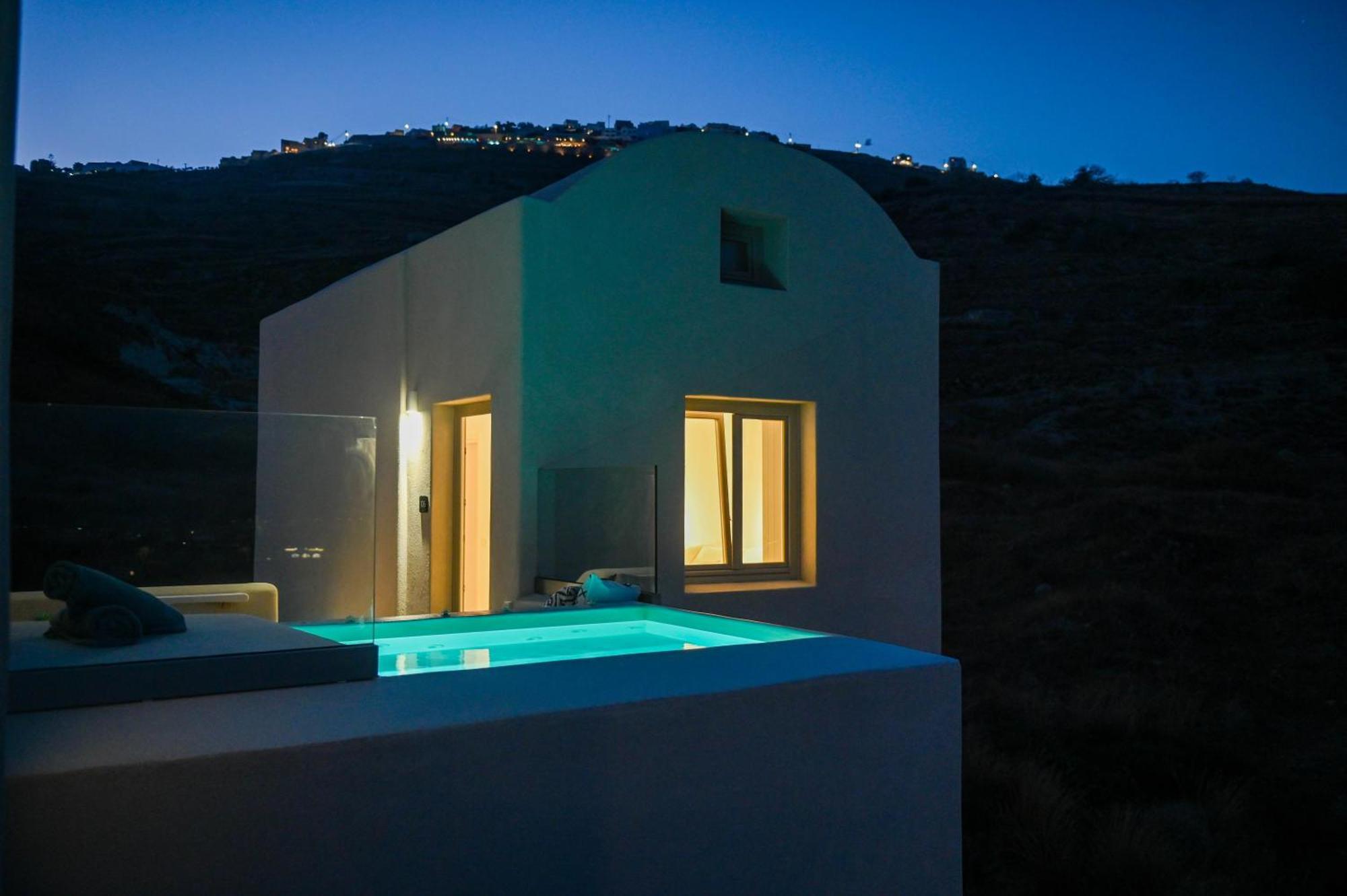 Maeva Suites Santorini 피르고스 외부 사진